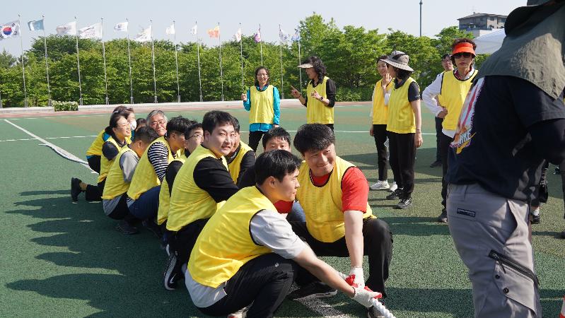 군포도시공사, 노사 한마음 체육대회 개최 -줄다리기3