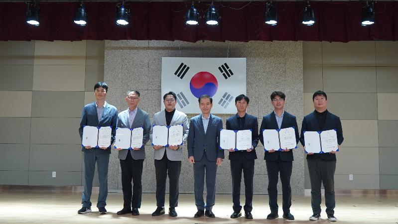 경진대회 사진.JPG