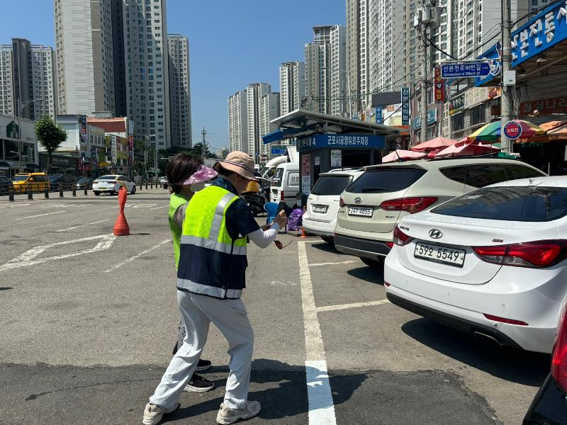 군포도시공사, 온열질환 예방을 위한 CEO 사업장 현장체험 실시_산본시장주차장 요금징수 및 주차관리