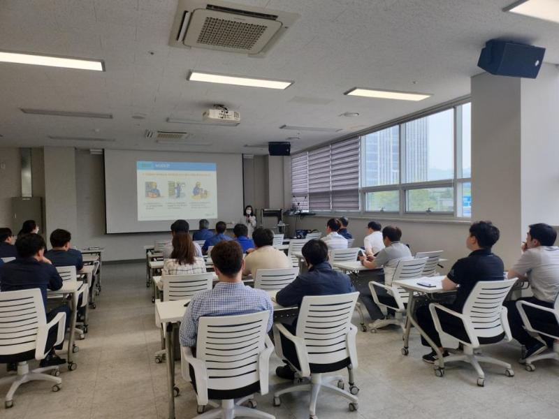 군포도시공사, 물질안전보건자료(MSDS) 관리감독자 교육 실시.jpg